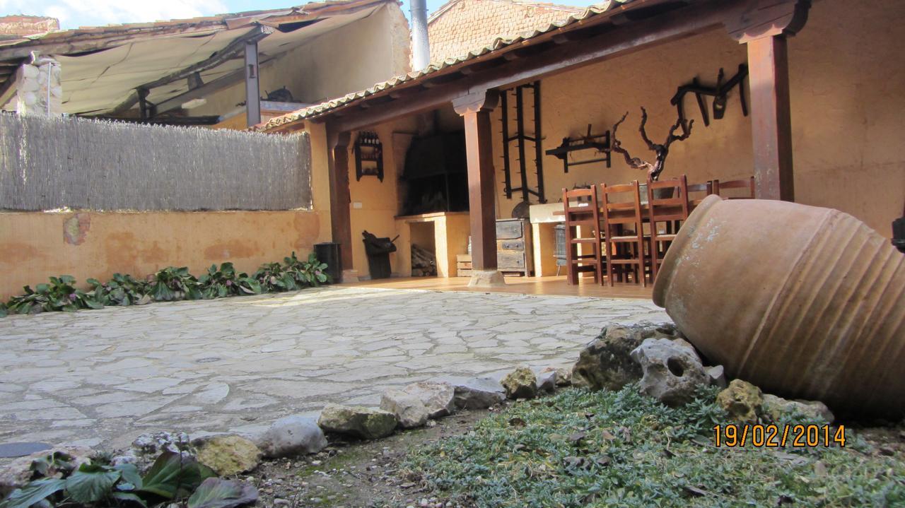 Casa Rural La Prensa De Vino Hotel San Esteban De Gormaz Exterior foto